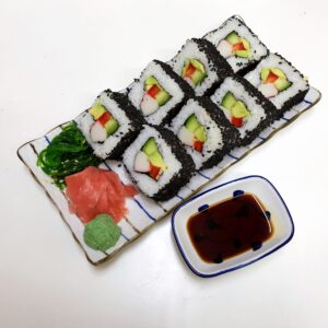 SS06. Sushi set4 8ks krabí zčínky, žlutá ředkev, okurka,avokado